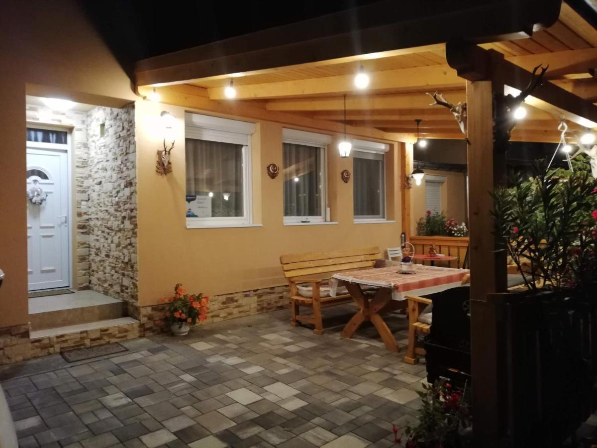 Ágica Vendégház Andornaktálya Esterno foto