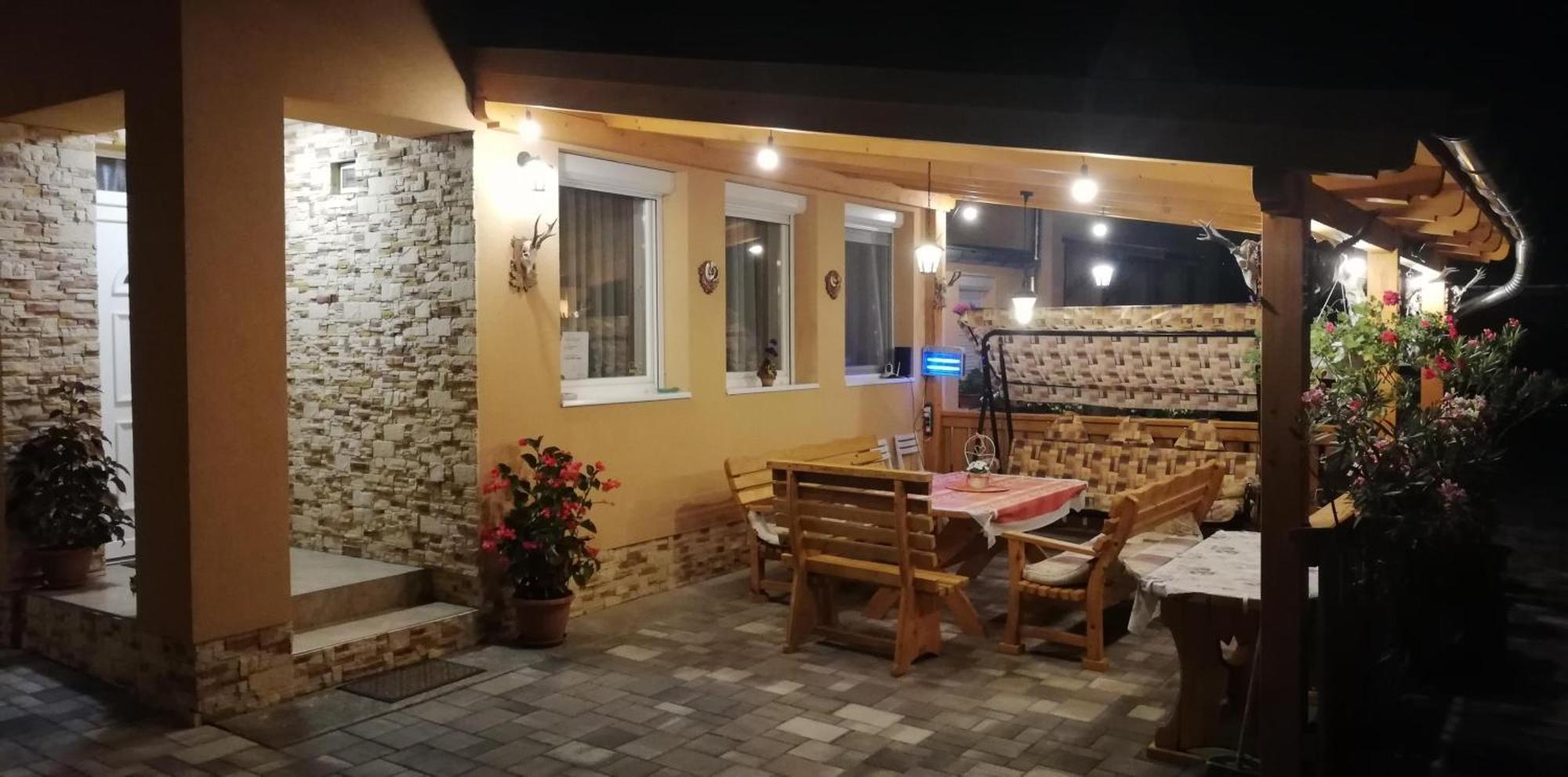 Ágica Vendégház Andornaktálya Esterno foto